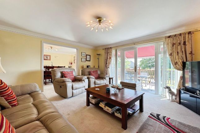 The Camellias, Cliff Road, Hythe photo 3