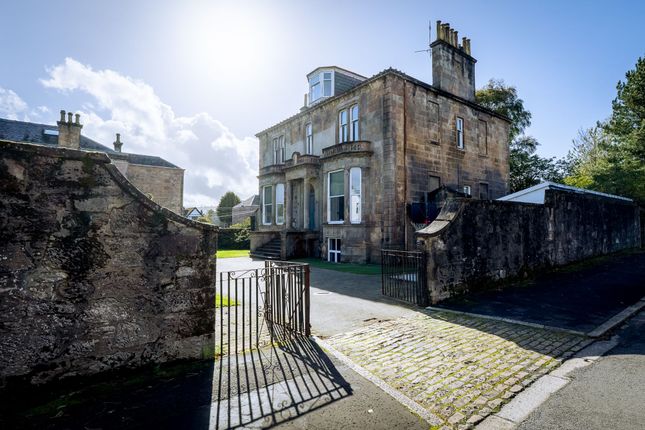 41 Margaret Street, Greenock photo 3