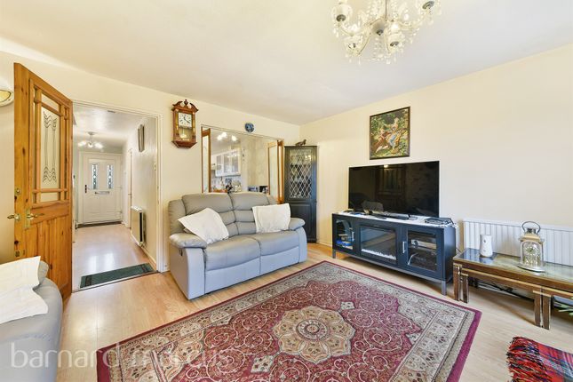 Terraced house for sale in Staveley Gardens, London
