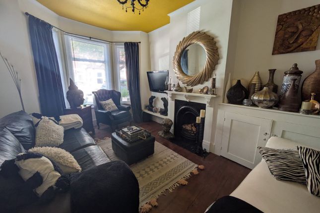 32, Marshall Street, Kent photo 5