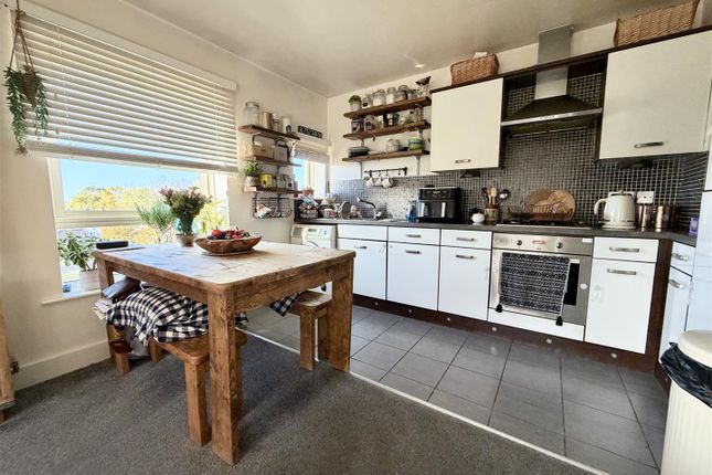 47, Davy Road, Castleford photo 3