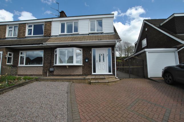 Property for sale in Tennyson Avenue, Dukinfield