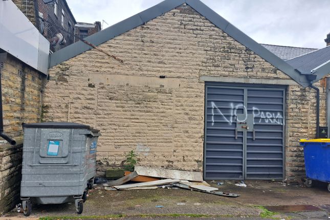 Light industrial to let in Wilton Street, Bradford