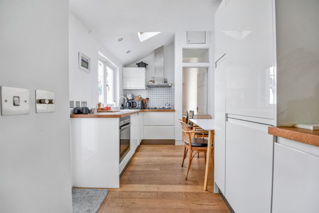 112, Highgate Road, Kentish Town, London photo 3