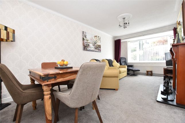6, Frank Lane, West Yorkshire photo 4