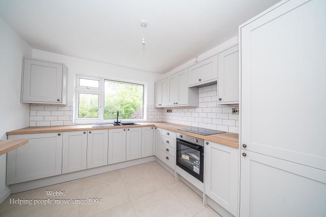 13, Paget Rise, Rugeley photo 3