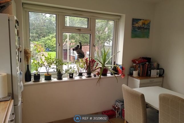 Sterling Avenue, Edgware, Edgware photo 4