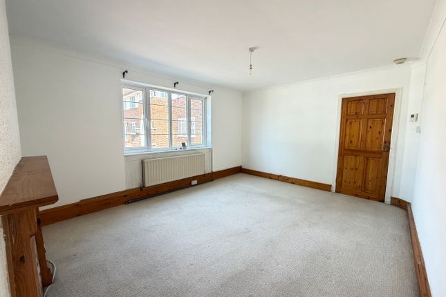 10, Greenview Court, Ashford photo 4
