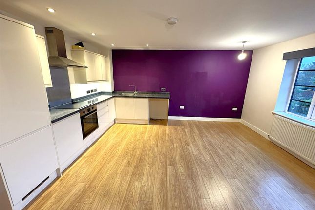 Flat 11, 74A, Studfall Avenue, Corby photo 3