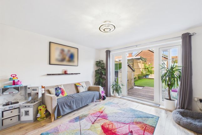 10, Sarnia Close, Peacehaven photo 4