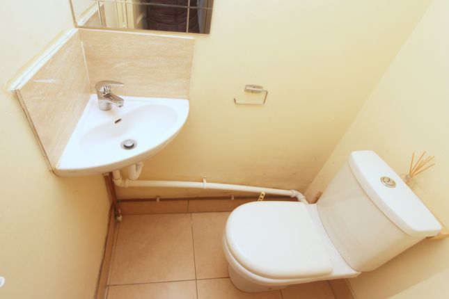 35, Mortimer Way, Braunstone photo 5
