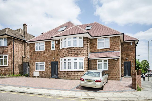 Thumbnail Detached house to rent in Queens Way, Hendon, London