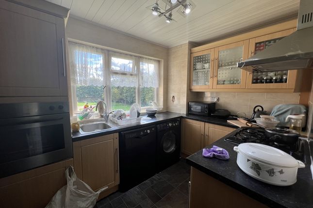 10, Gurney House, Hayes photo 2