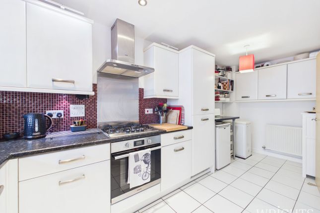 Penn Way, Welwyn Garden City photo 4