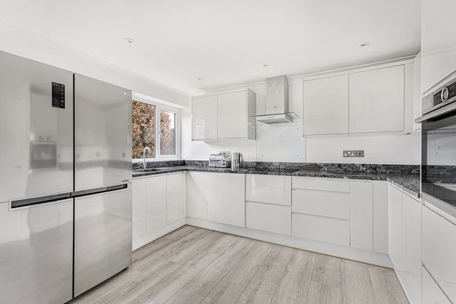 7, Manor Way, Kidlington photo 2
