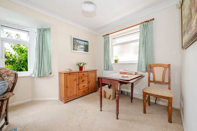 52, Swaines Way, Heathfield photo 4