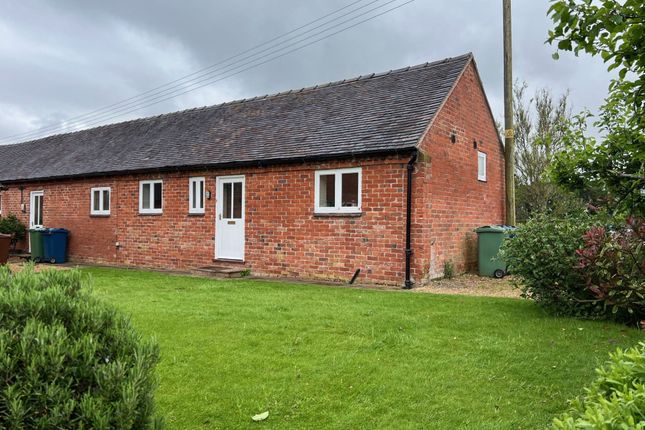Thumbnail Barn conversion to rent in Fair Oak Road, Wetwood