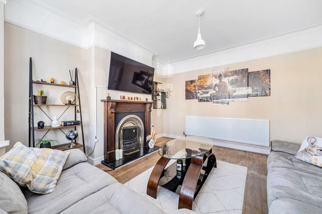 29, Chandos Road, Harrow photo 3