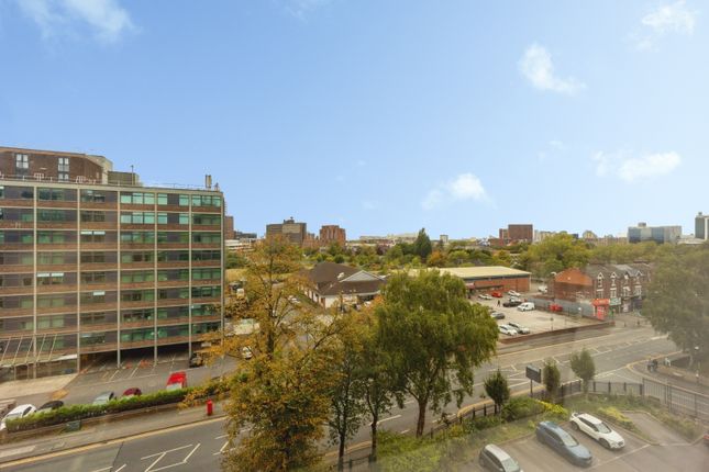 Seymour Grove, Manchester photo 2