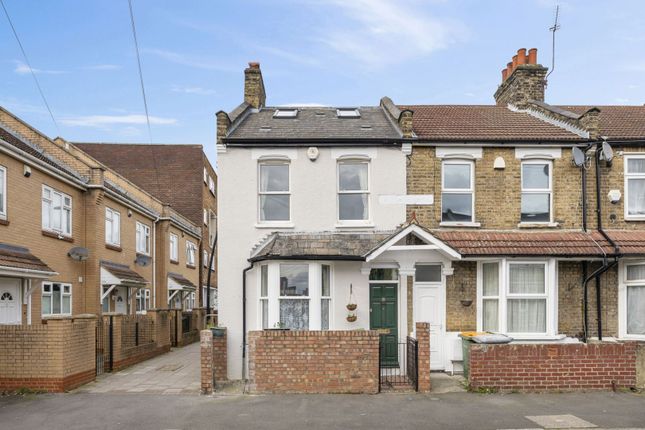 End terrace house for sale in Ladysmith Road, London