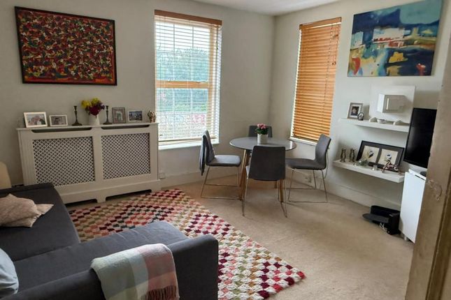50a North Worple Way, North Worple Way, London photo 3