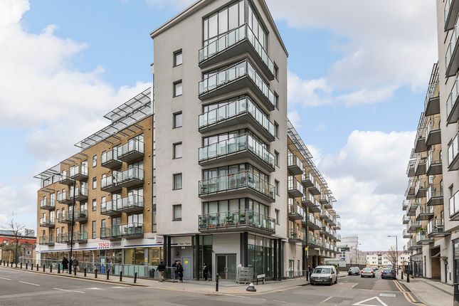 Thumbnail Studio to rent in Yeo Street, London