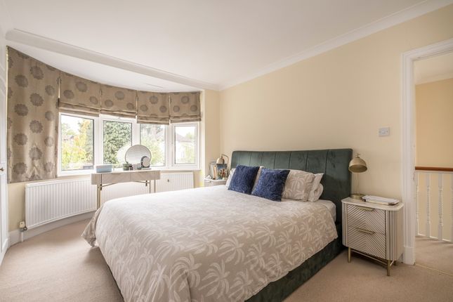 12-Staveley-Road-...