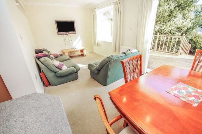 65b Hankinson Road, Bournemouth photo 5