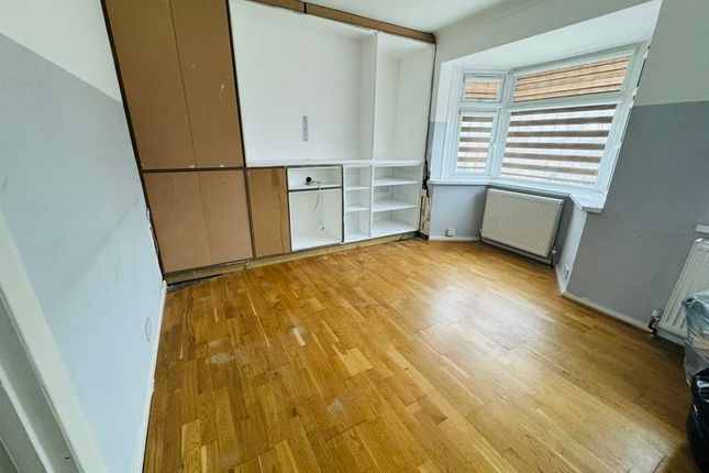 42, Enmore Road, Southall photo 3