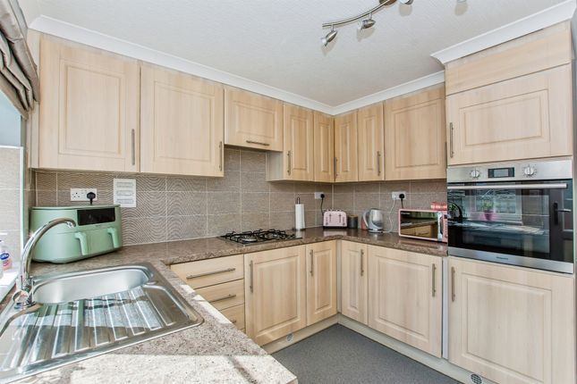 30, Gattington Park, 30, Hawthorn Hill, Lincoln photo 3