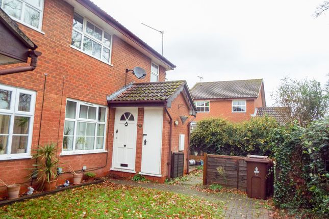 Room to rent in Wimblington Drive, Lower Earley