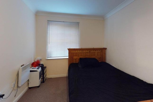 9, Ulverston, Purfleet On Thames photo 4
