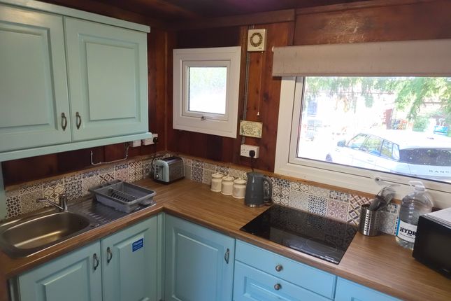 33, Plas Panteidal, Aberdyfi photo 2