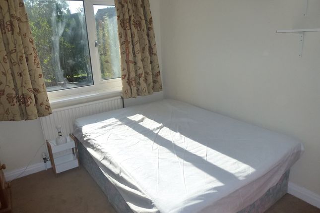 Shared accommodation to rent in Moat House Lane, Coventry