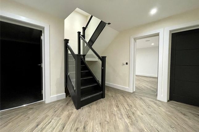 Hallway.Jpeg