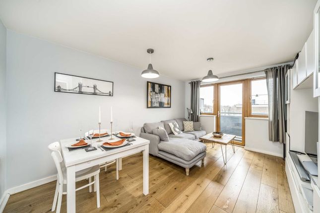 Thumbnail Flat for sale in Marmont Road, London
