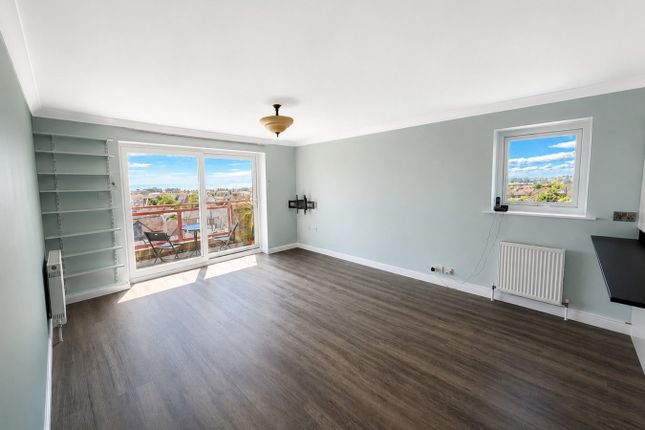 9, Rayford Court Buckhurst Road, Bexhill on Sea photo 2