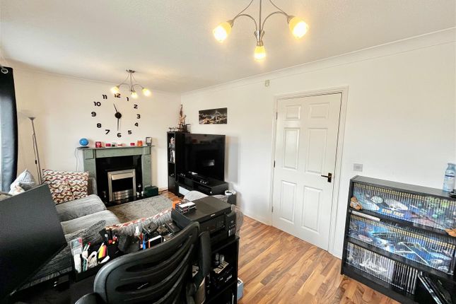 58, Windmill Way, Gateshead photo 3