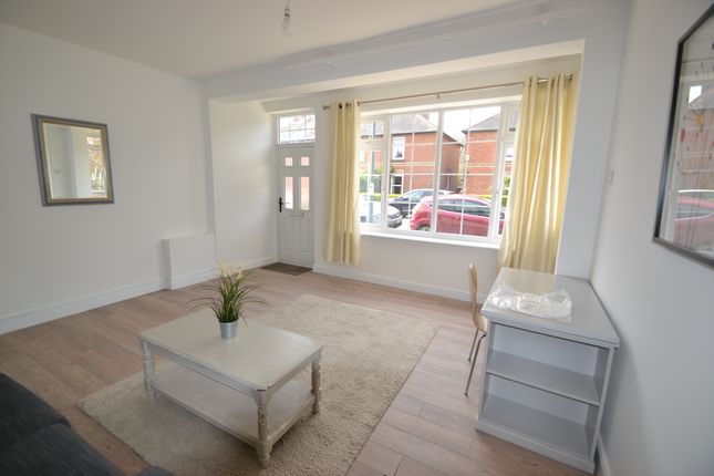 Room To Rent In Powney Road Maidenhead Sl6 Zoopla