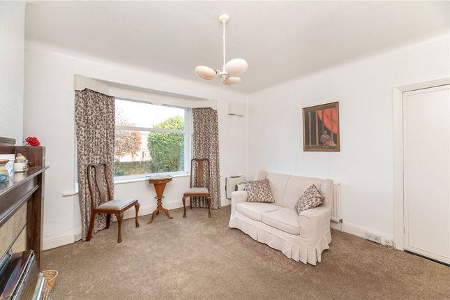 Lyncote,, Bradford Road, Wakefield photo 4