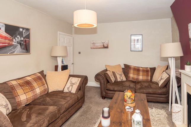1, Chatsworth Drive, Pudsey photo 4