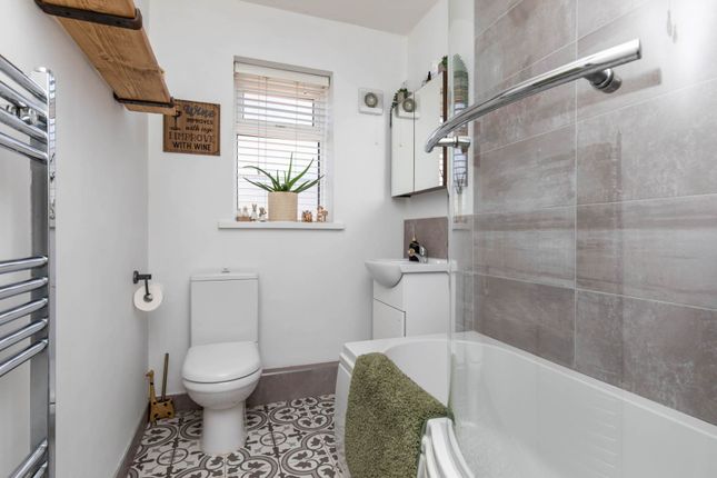 72, Shirley Drive, Worthing photo 5