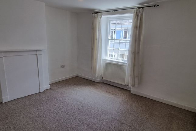 Terraced house to rent in Church Street, Kingsbridge