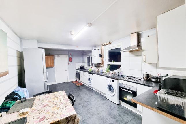 Room 2, 15, Cameron Road, Croydon photo 5