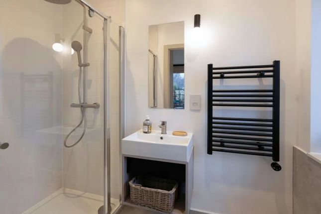 44A, Augustus Road, Southfields, London photo 3