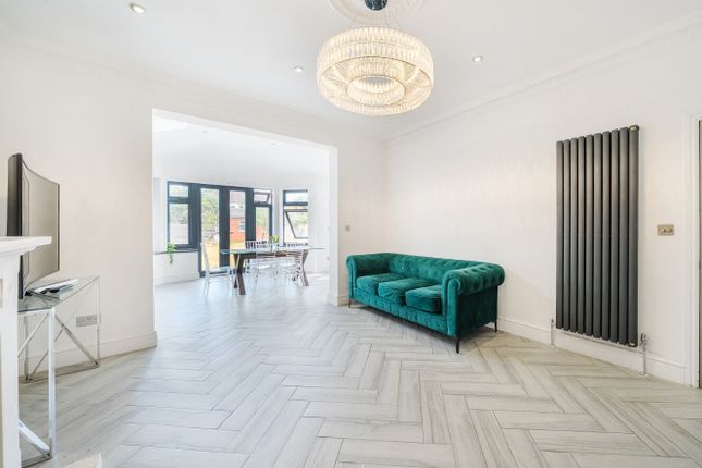 19, Crantock Road, London photo 2