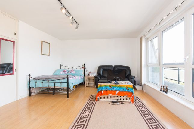 Studio to rent in Parkside House, High Street, Wimbledon, London
