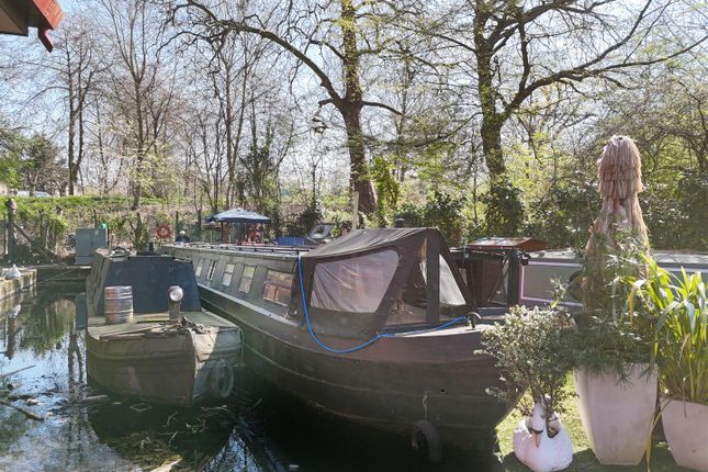1-bed house on Camden Lock, hampstead Road, London, £380,000