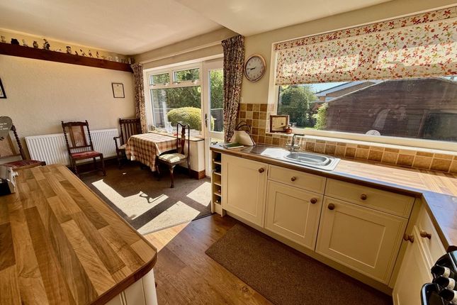 88, Longmoor Lane, Derbyshire photo 2