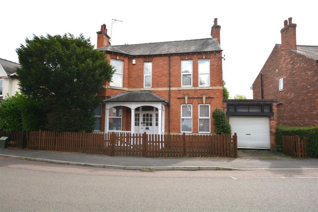 Thumbnail Detached house for sale in Lime Grove, Newark